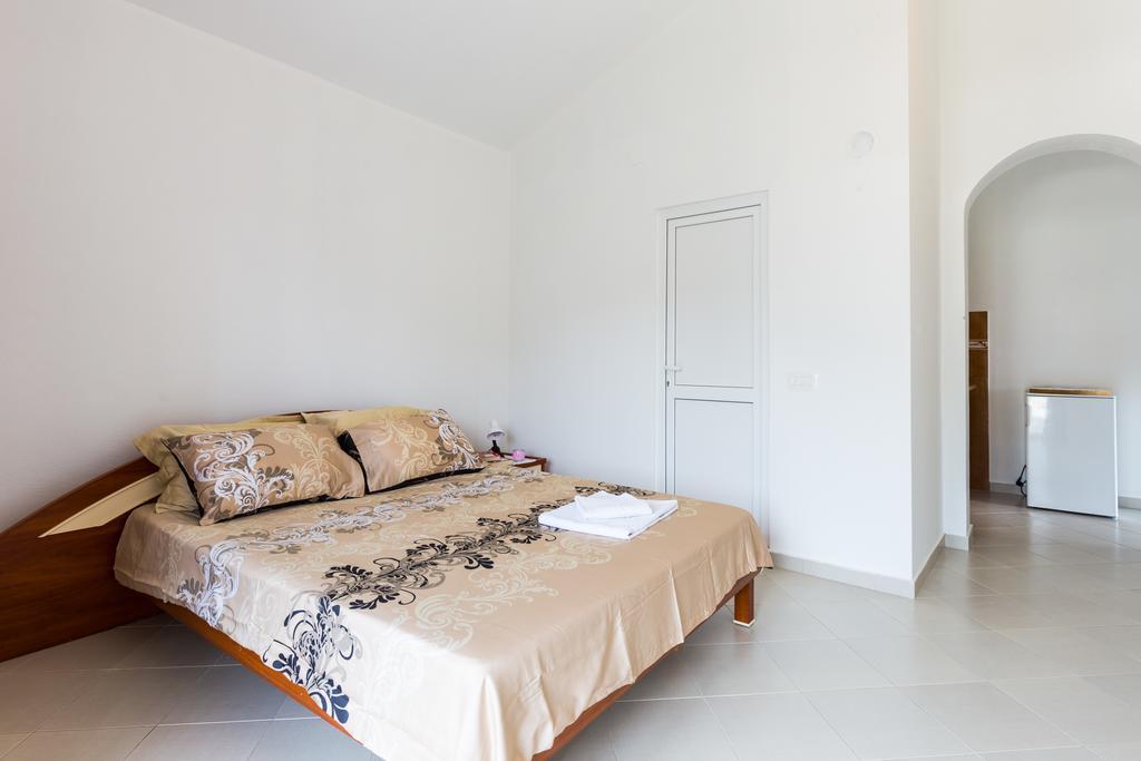 Apartments Sofia Сутоморе Екстер'єр фото
