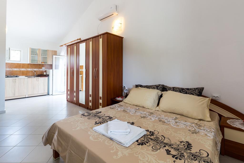 Apartments Sofia Сутоморе Екстер'єр фото