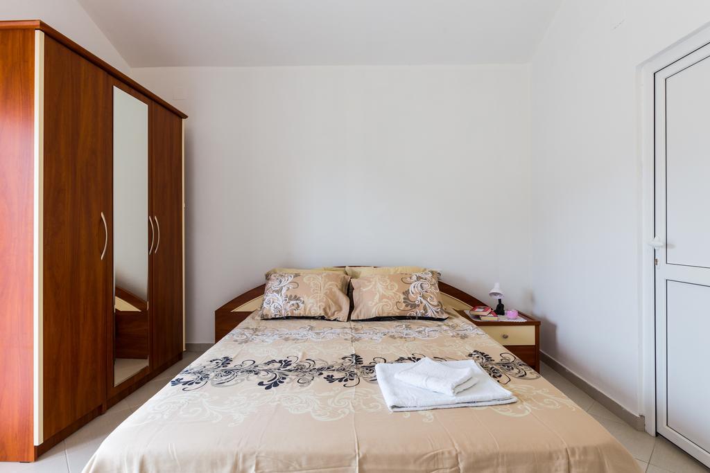 Apartments Sofia Сутоморе Екстер'єр фото
